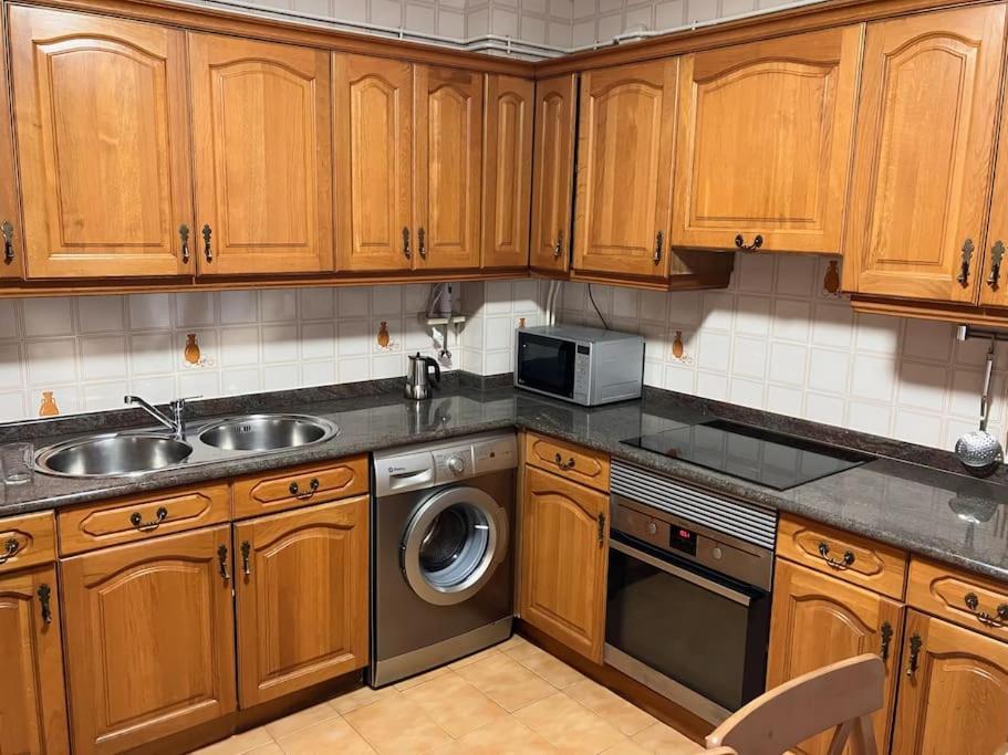 Duplex 122M2, 4 Dormitorios, 2 Banos Completos, Wifi 1Gb Mundaka Exteriér fotografie