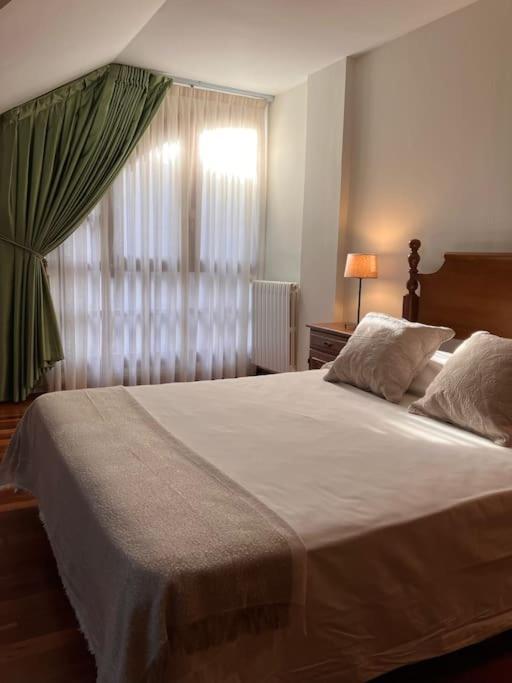 Duplex 122M2, 4 Dormitorios, 2 Banos Completos, Wifi 1Gb Mundaka Exteriér fotografie